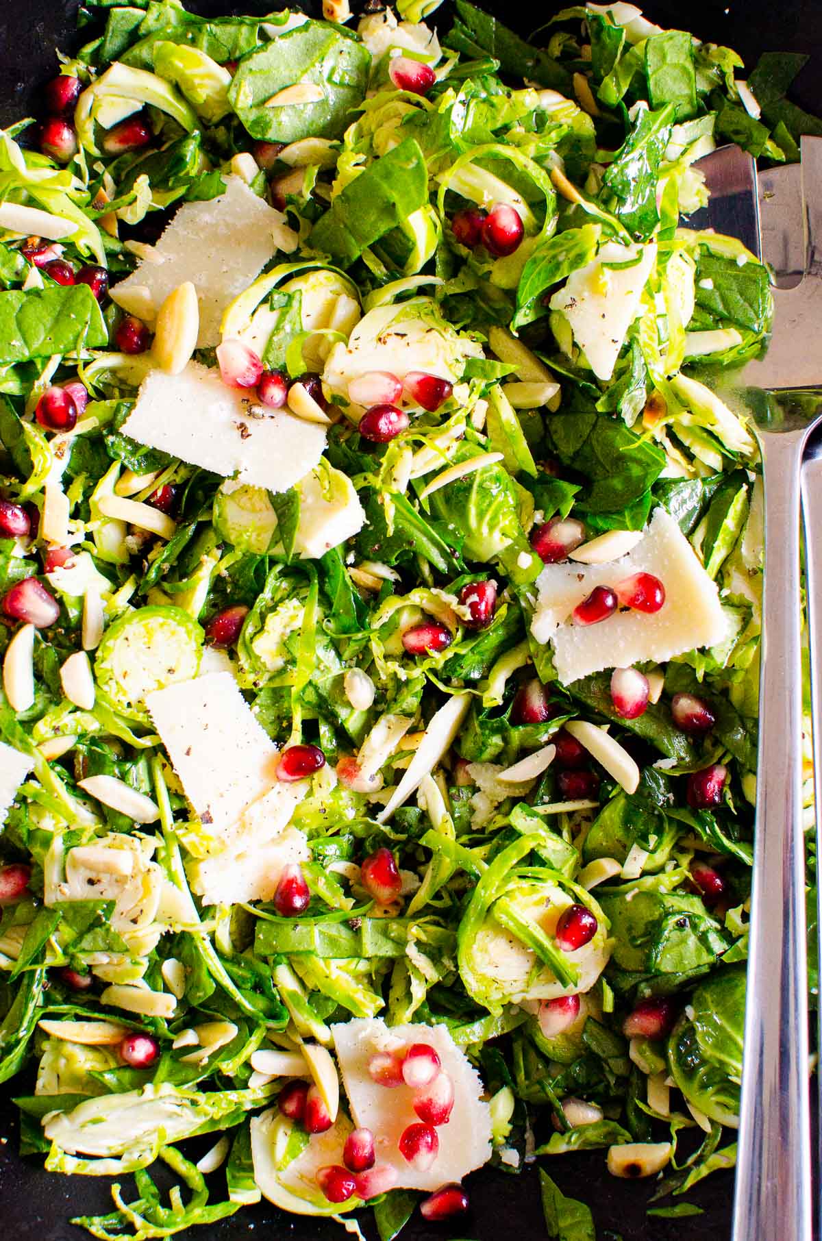 brussels sprouts salad with spinach 